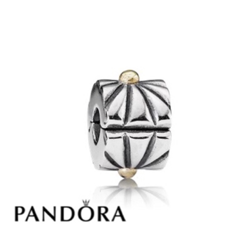 Pandora Sunburst Clip with GOLD! ☀️